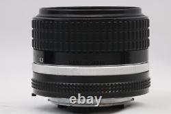 Near Mint Nikon Single Focus Lens AI 28 f / 2.8S Full Size corresponding