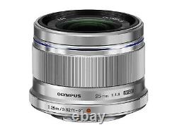 Objectif à focale fixe OLYMPUS 25mm F1.8 M. ZUIKO pour Micro Four Thirds en argent