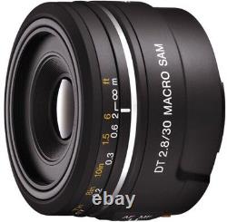 Objectif macro à focale fixe SONY DT 30 mm F 2.8 Macro SAM compatible APS-C noir